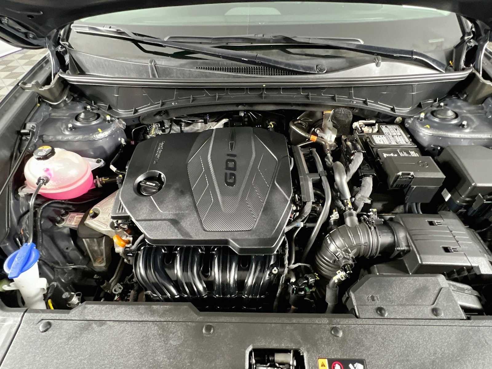 Used 2024 Dark Gray Metallic Hyundai SEL image 29