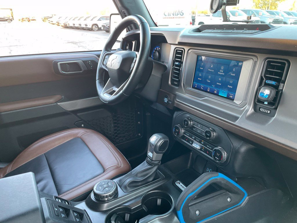 Used 2023 Blue Ford Outer Banks image 15