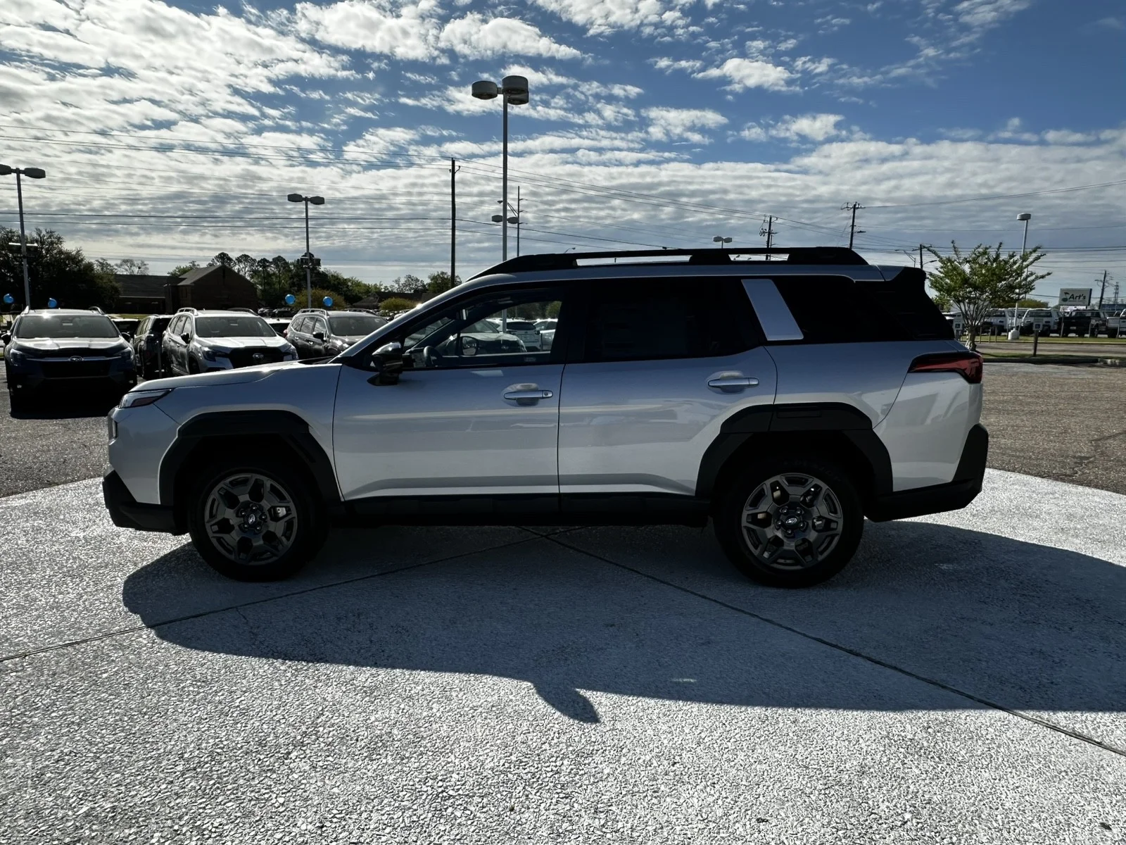New 2026 ICE SILVER METALLIC Subaru Premium image 4
