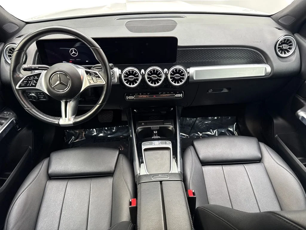 Used 2024 White Mercedes-Benz GLB 250 image 48