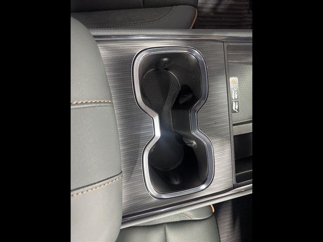2025 GMC Acadia AT4 - Photo 34