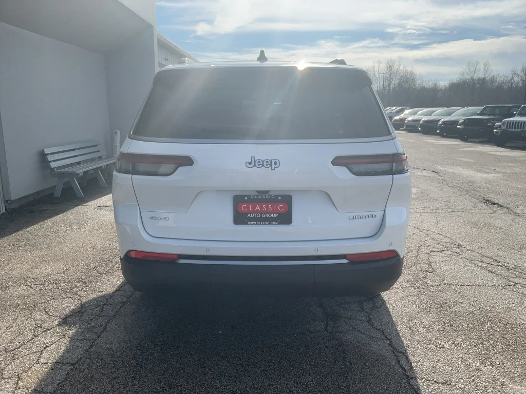 New 2026 Bright White Clearcoat Jeep Limited 4x4 image 6