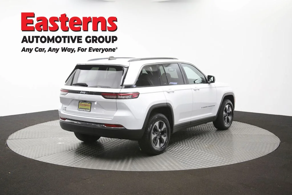 Used 2024 White Jeep 4xe image 44