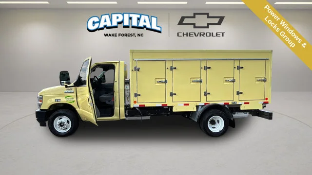 Used 2022 Yellow Ford Base image 13