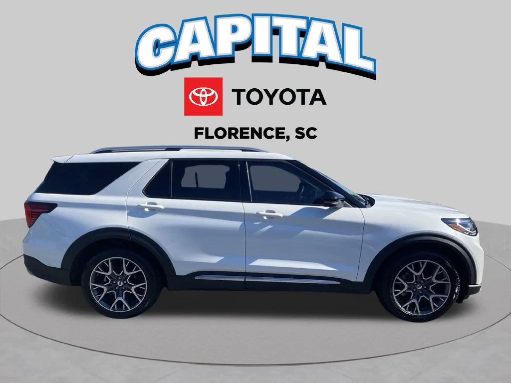 Used 2025 White Ford Platinum image 3
