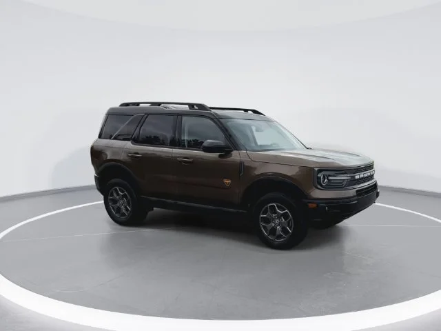 Used 2022 Brown Ford Badlands image 2