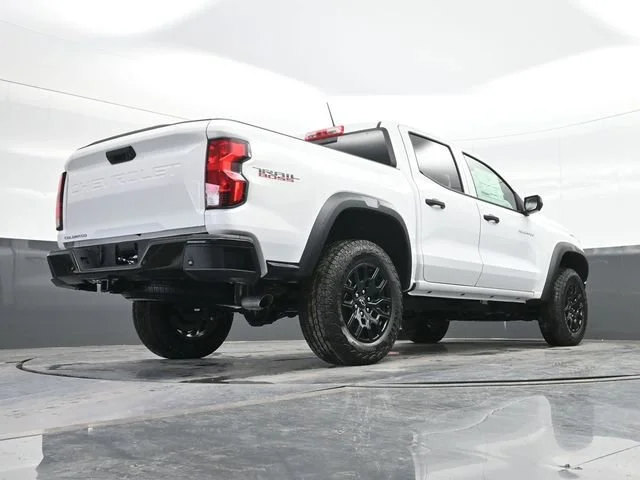 New 2026 Summit White Chevrolet Trail Boss image 18