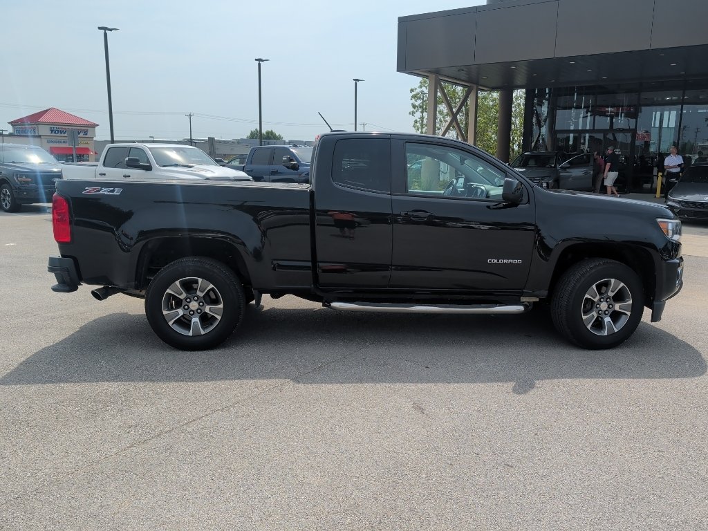 Used 2016 Black Chevrolet 4WD Z71 image 5