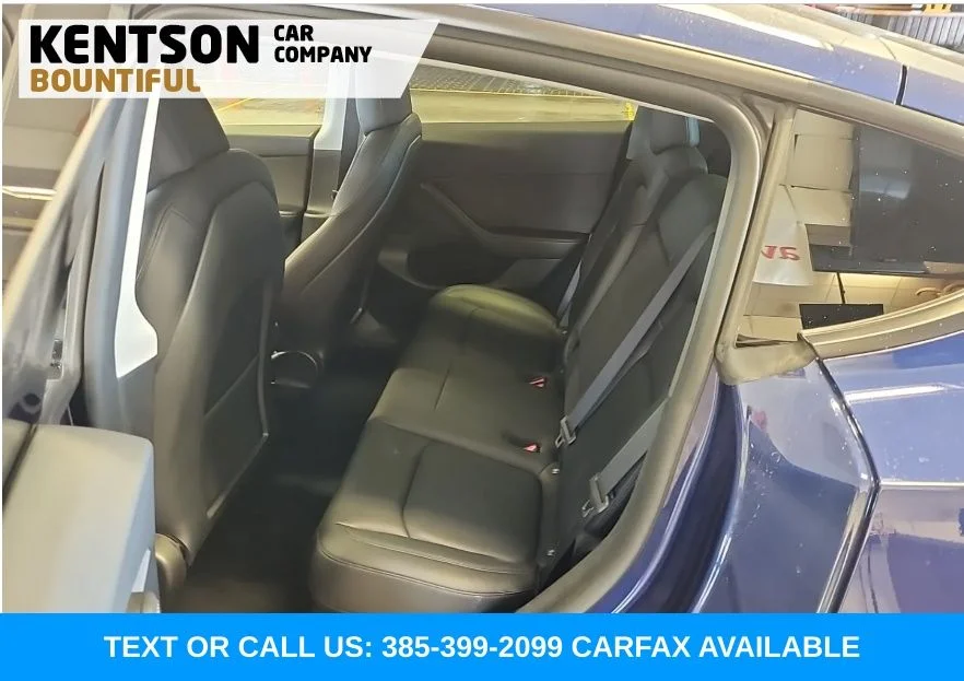 Used 2022 Blue Tesla Performance image 6
