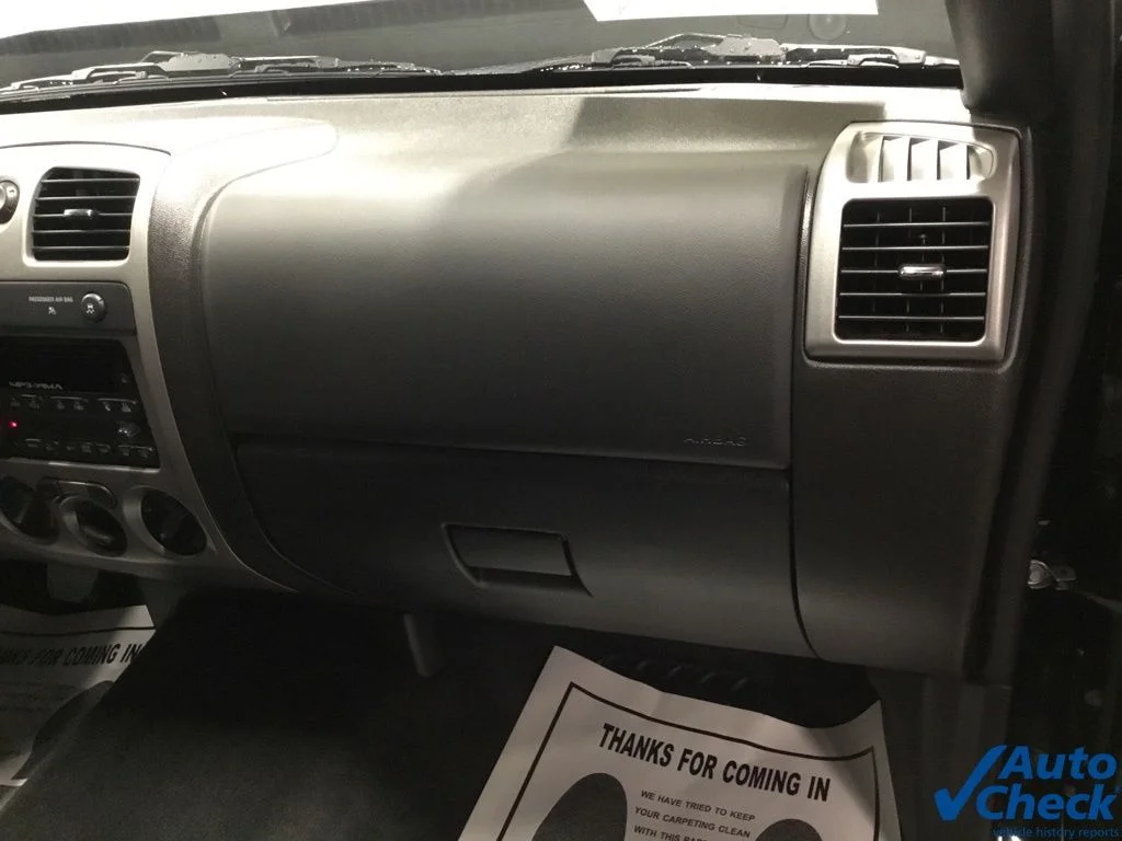 Used 2011 Black Chevrolet 1LT image 25