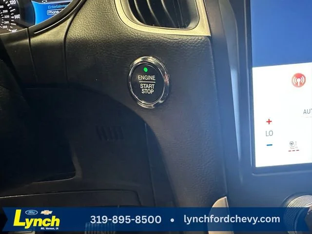 Used 2024 Gray Ford SEL image 15