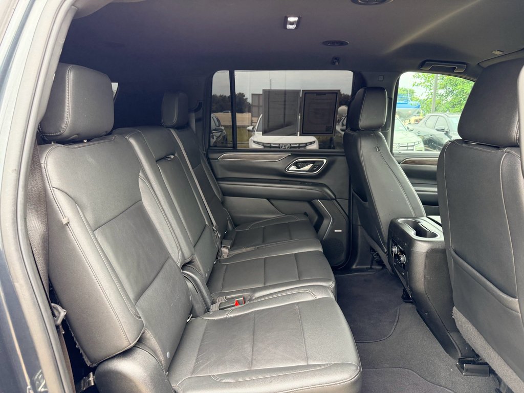 Used 2022 Evergreen Gray Metallic Chevrolet LT image 26
