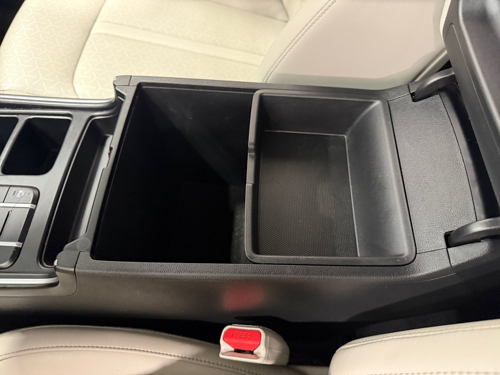 Certified Used 2023 Passion Red Kia X-Line S image 18