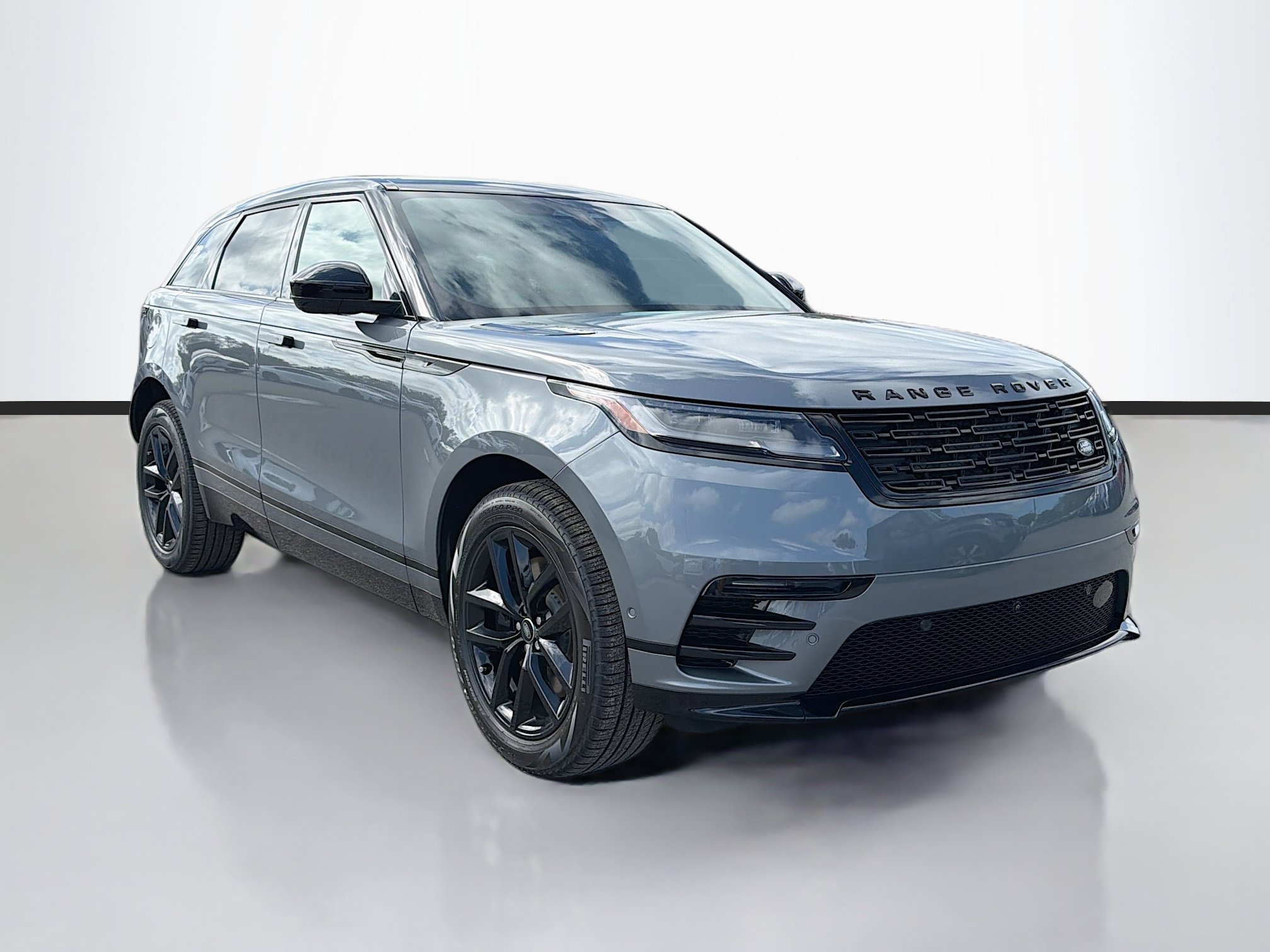 New 2026 Zadar Grey Land Rover Dynamic SE image 7