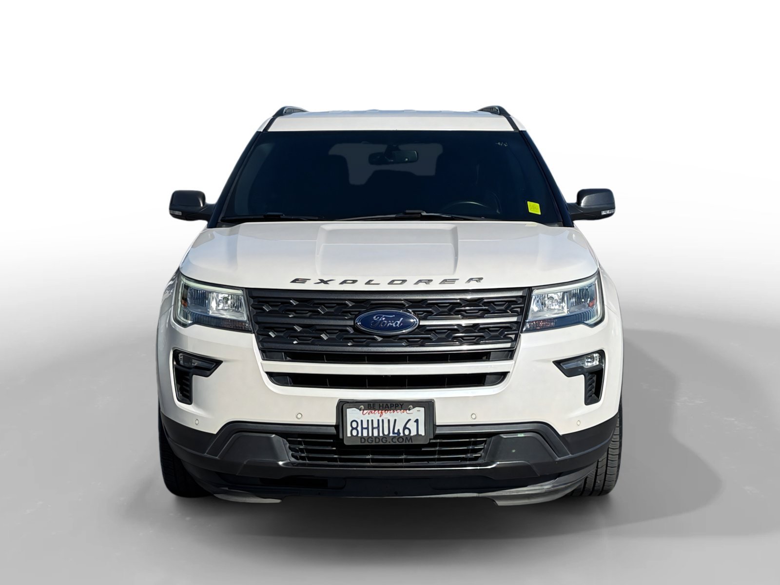 Used 2019 White Platinum Clearcoat Metallic Ford XLT image 8