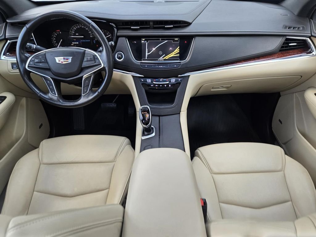Used 2018 White Cadillac Luxury image 16