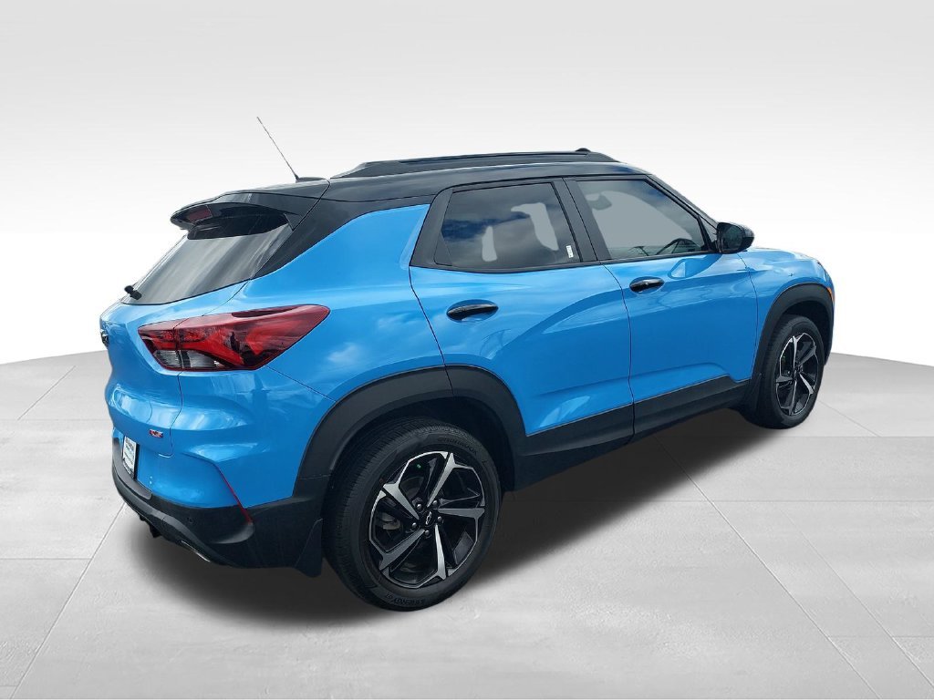 Used 2023 Blue Chevrolet RS image 5