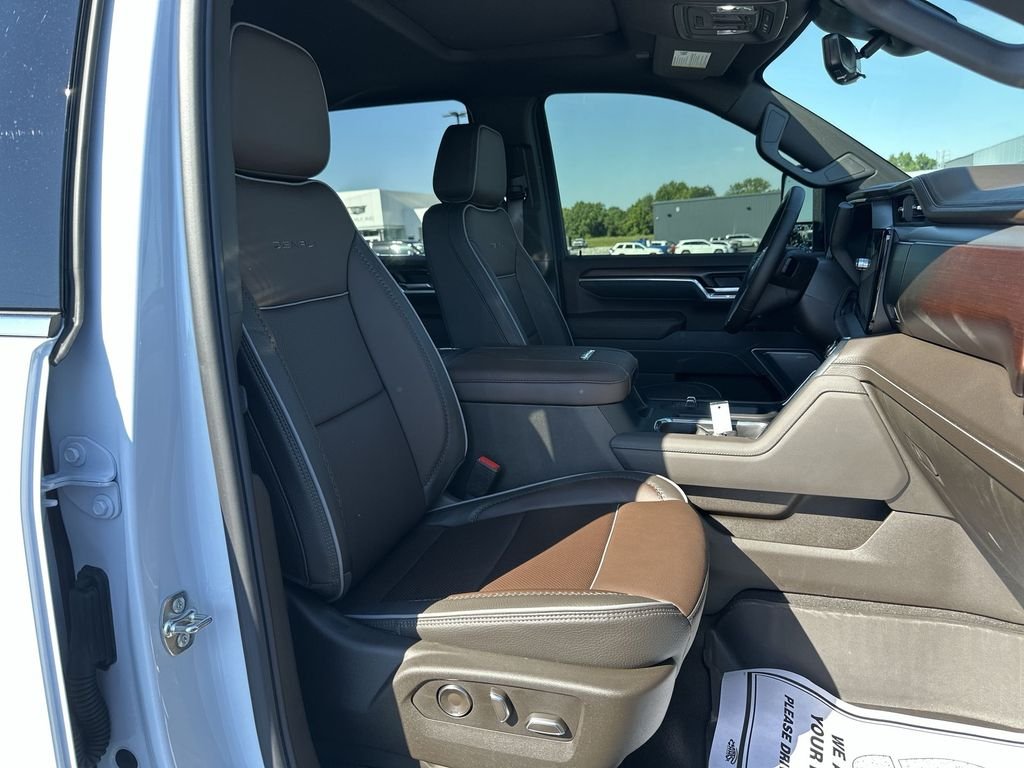 Used 2026 White GMC Denali image 30