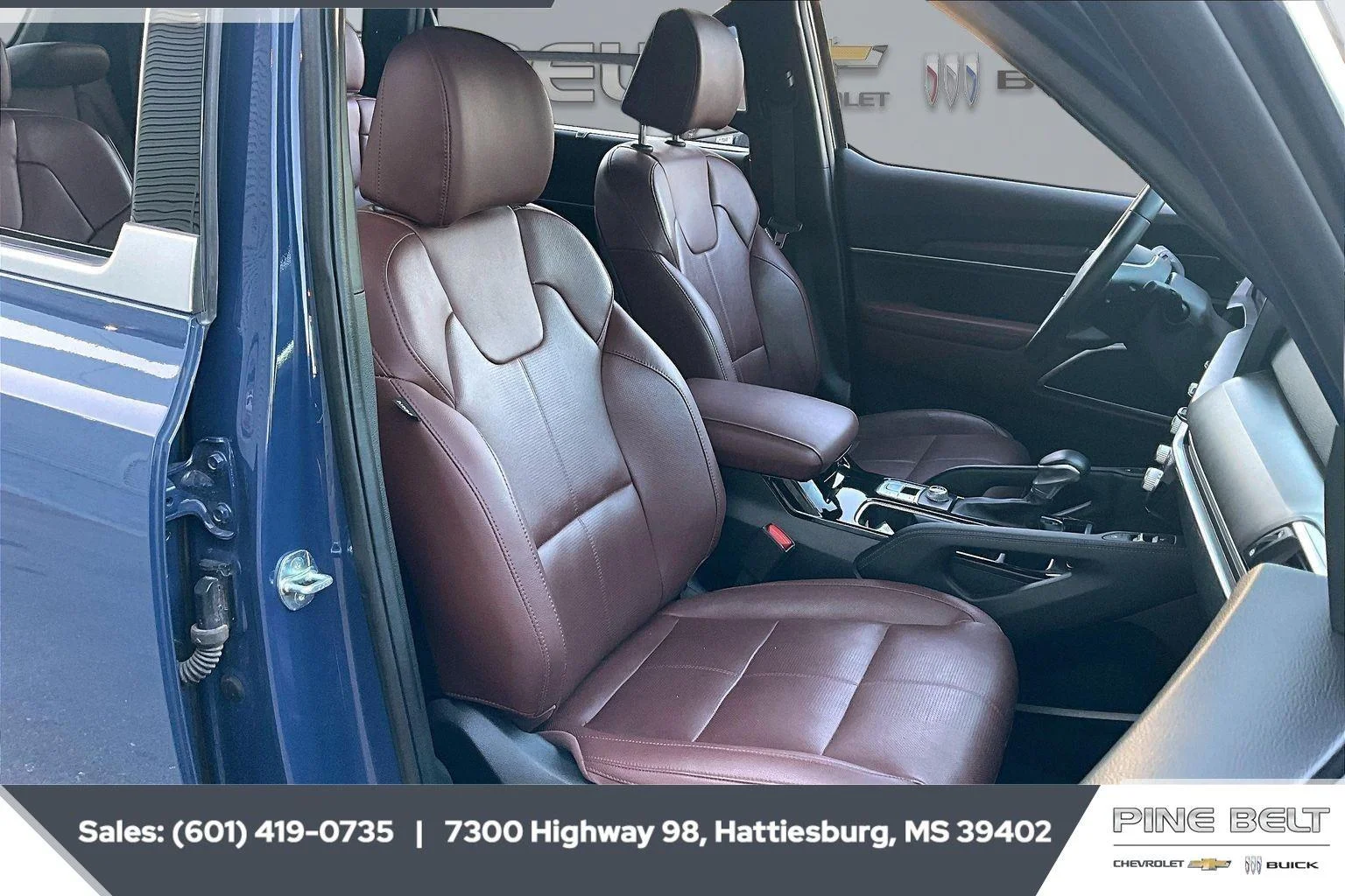 Used 2023 Midnight Lake Blue Kia SX image 6