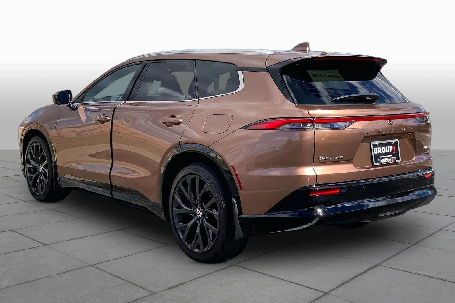Used 2026 Bronze Age Toyota Limited image 11