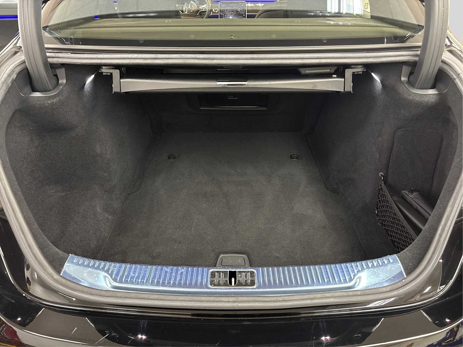 Certified Used 2023 Black Mercedes-Benz S 580 image 11