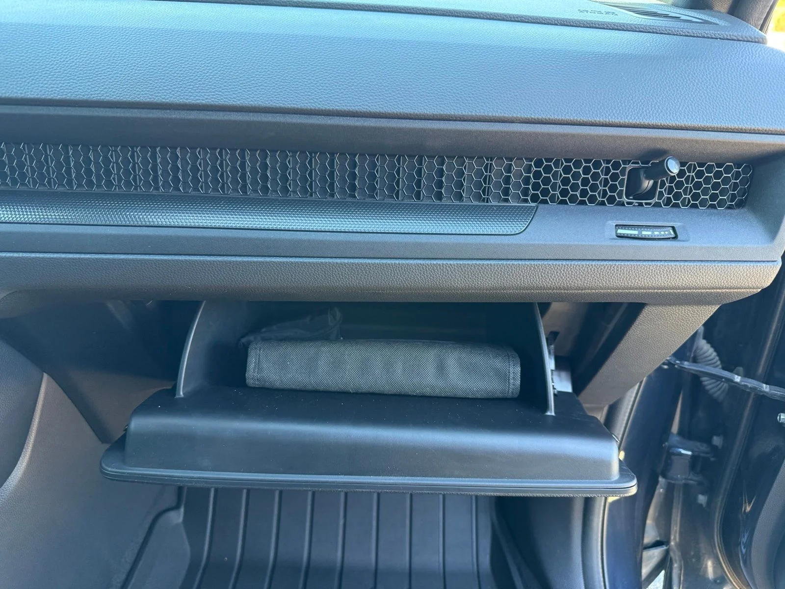 Certified Used 2025 Blue Honda Sport-L image 30