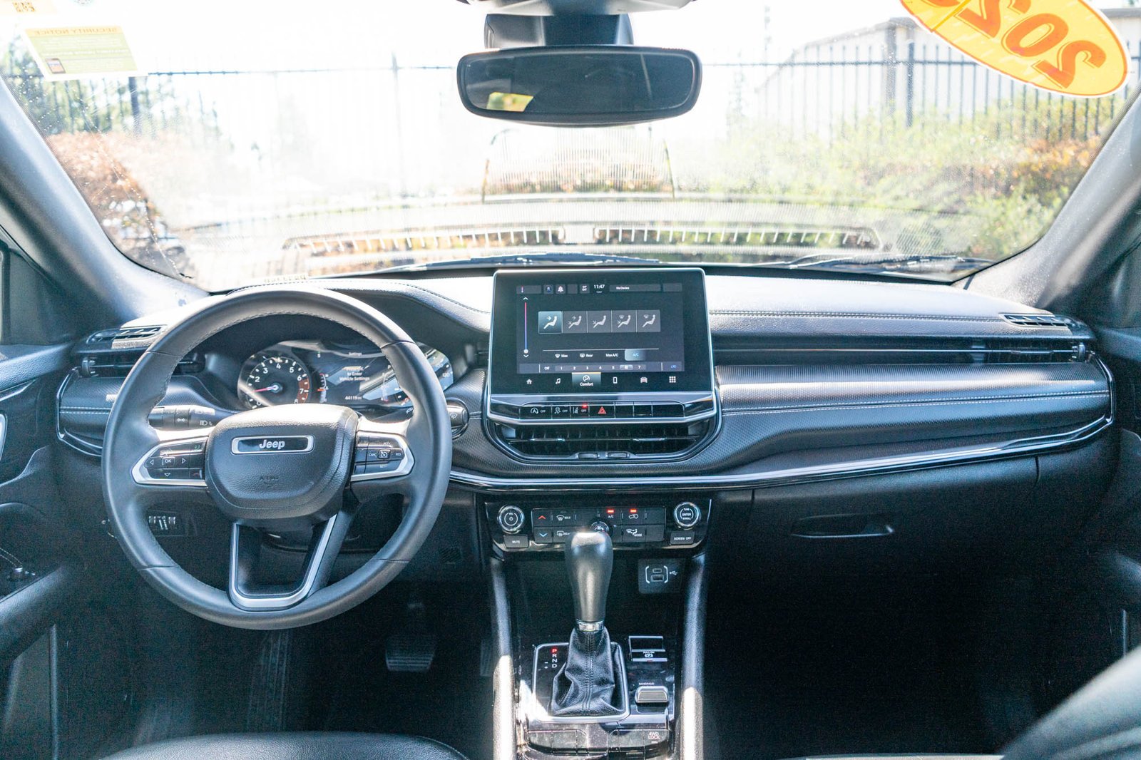 Used 2023 Bright White Clearcoat Jeep Latitude image 17