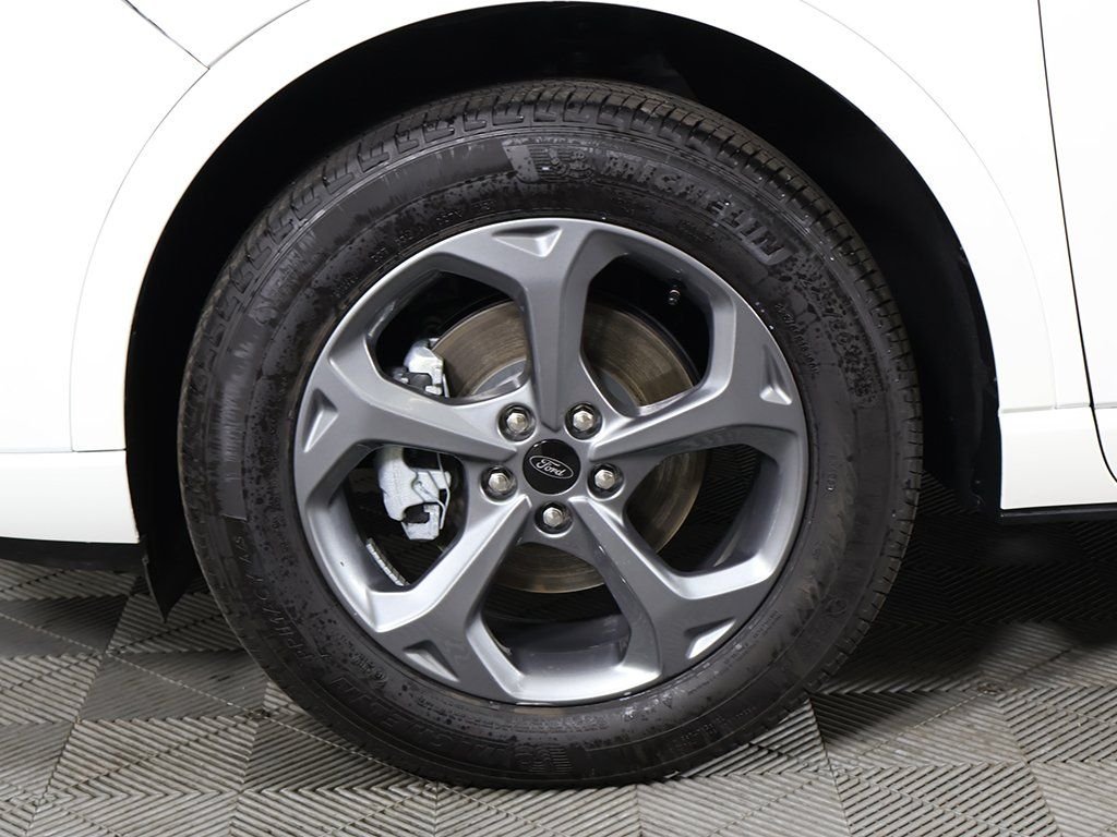 2024 Ford Escape ST-Line Select - Photo 23