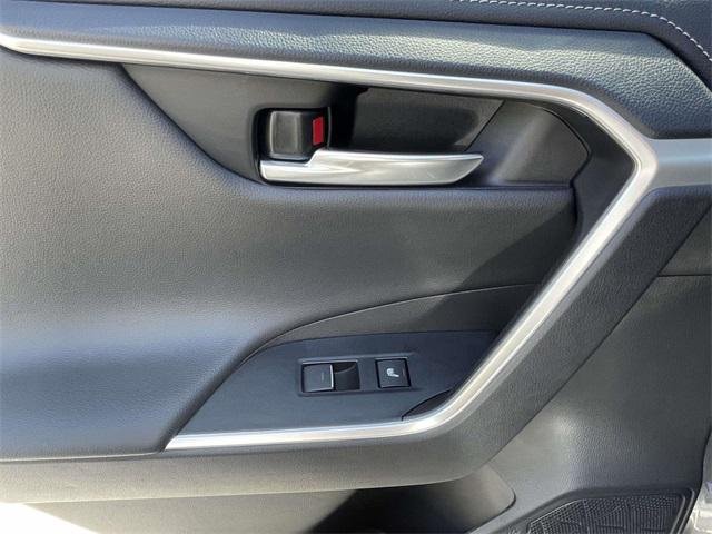 2025 Toyota RAV4 Limited - Photo 14
