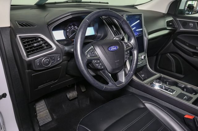Used 2023 White Ford SEL image 22