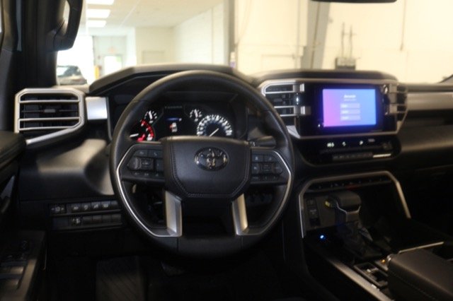 2026 Toyota Tundra SR5 - Photo 6
