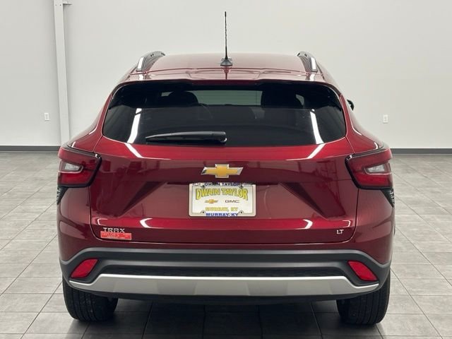 Used 2025 Red Chevrolet LT image 3