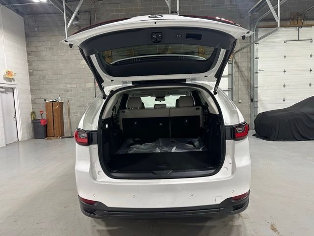 New 2026 White Mazda Preferred image 23