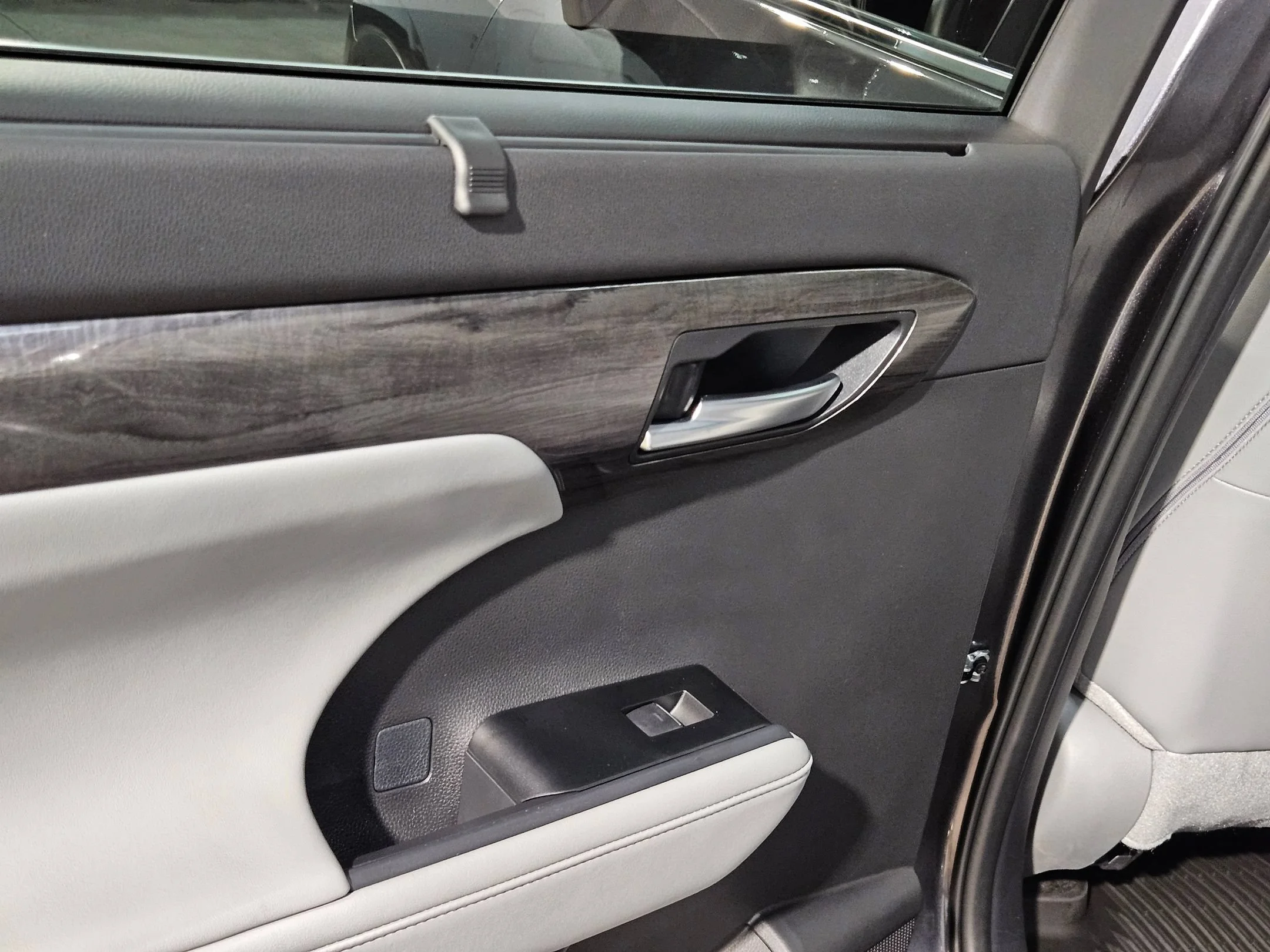 Certified Used 2025 Magnetic Gray Metallic Toyota Platinum image 36