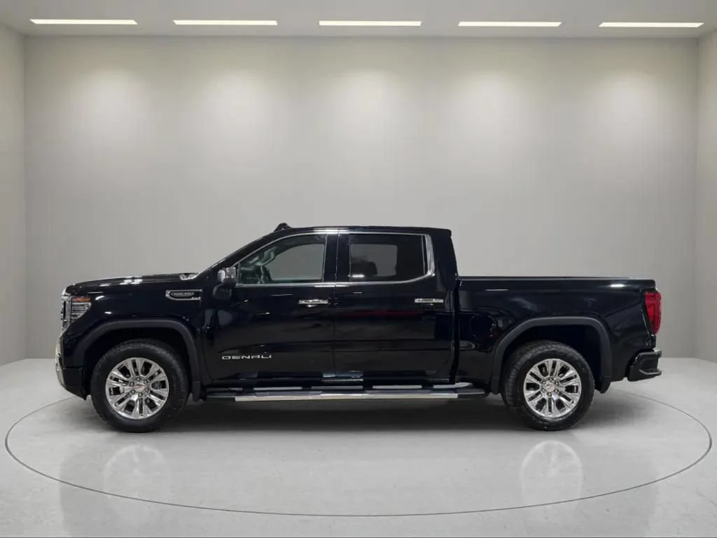 Certified Used 2026 Onyx Black GMC Denali image 8