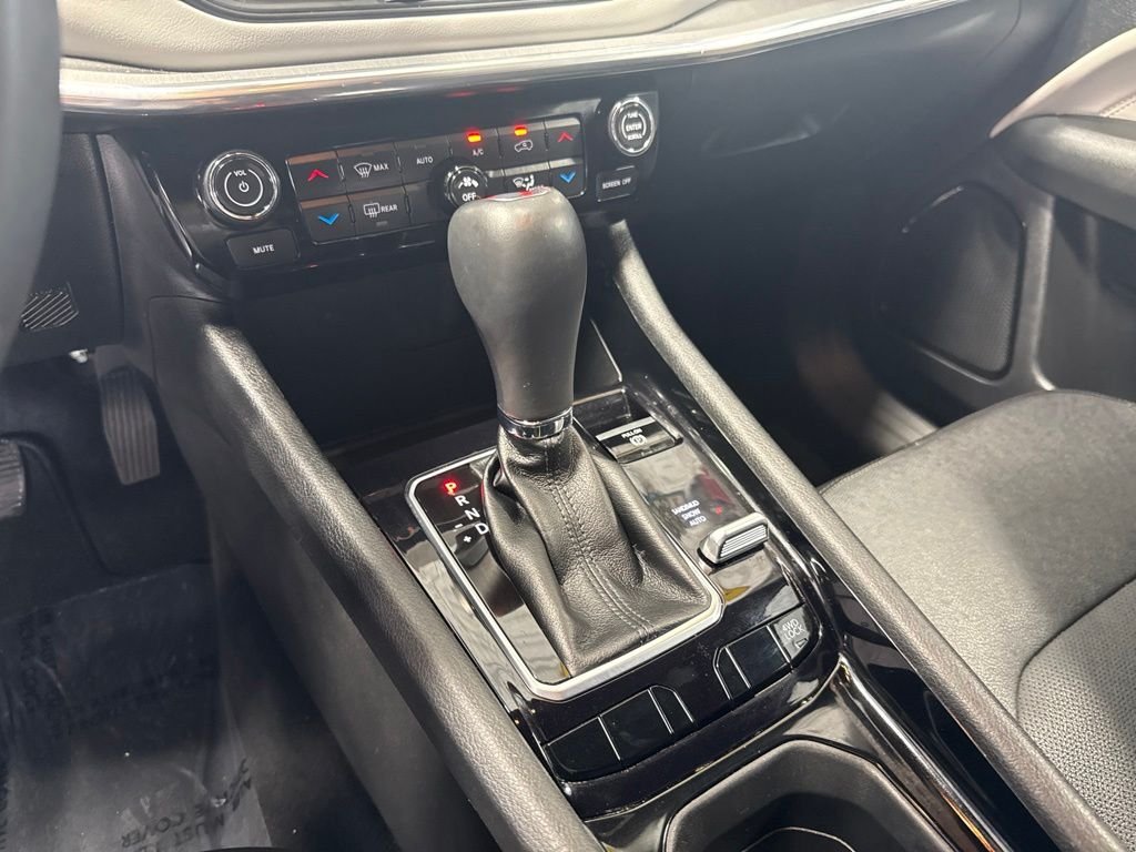 Used 2023 White Jeep Limited image 16