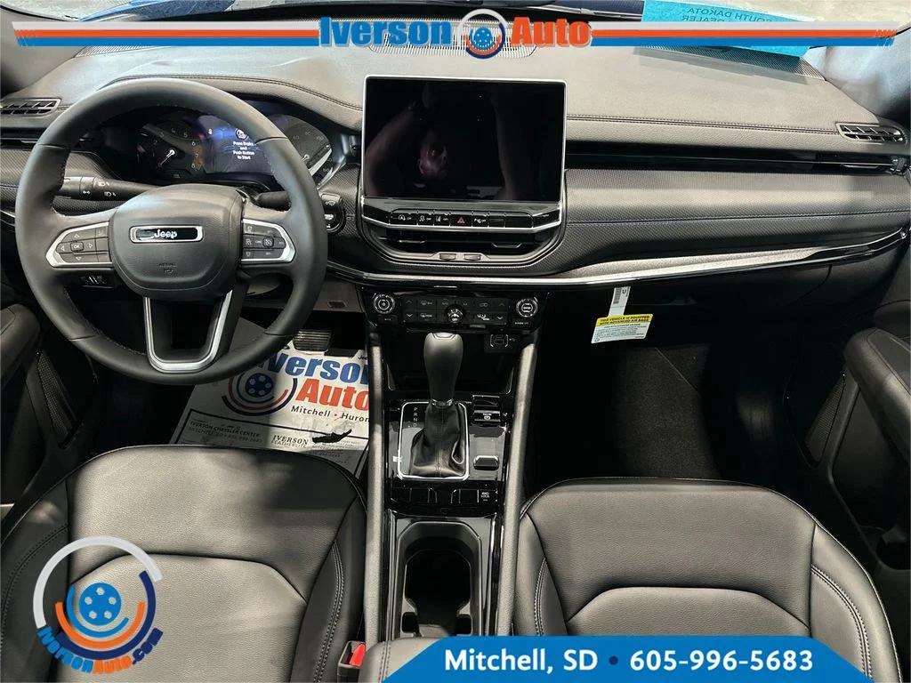 New 2026 Hydro Blue Pearlcoat Jeep Limited Altitude image 27