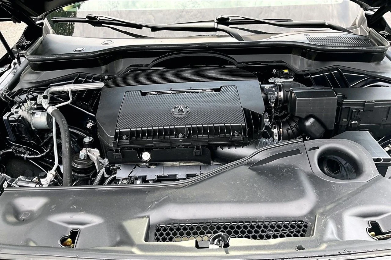 Certified Used 2025  Acura Technology Package image 38