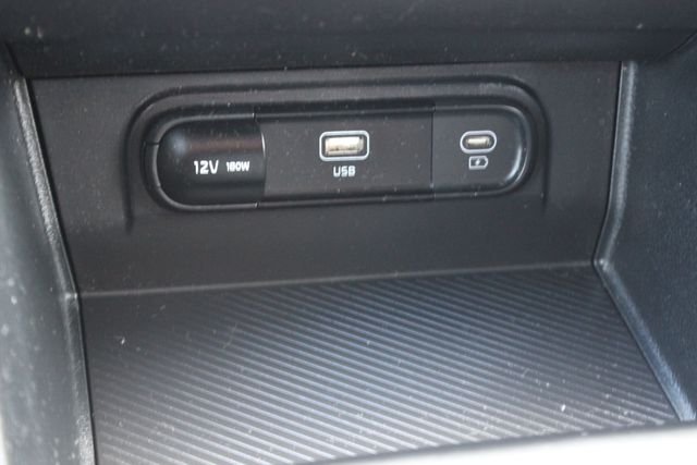 Used 2023 White Kia LX image 8
