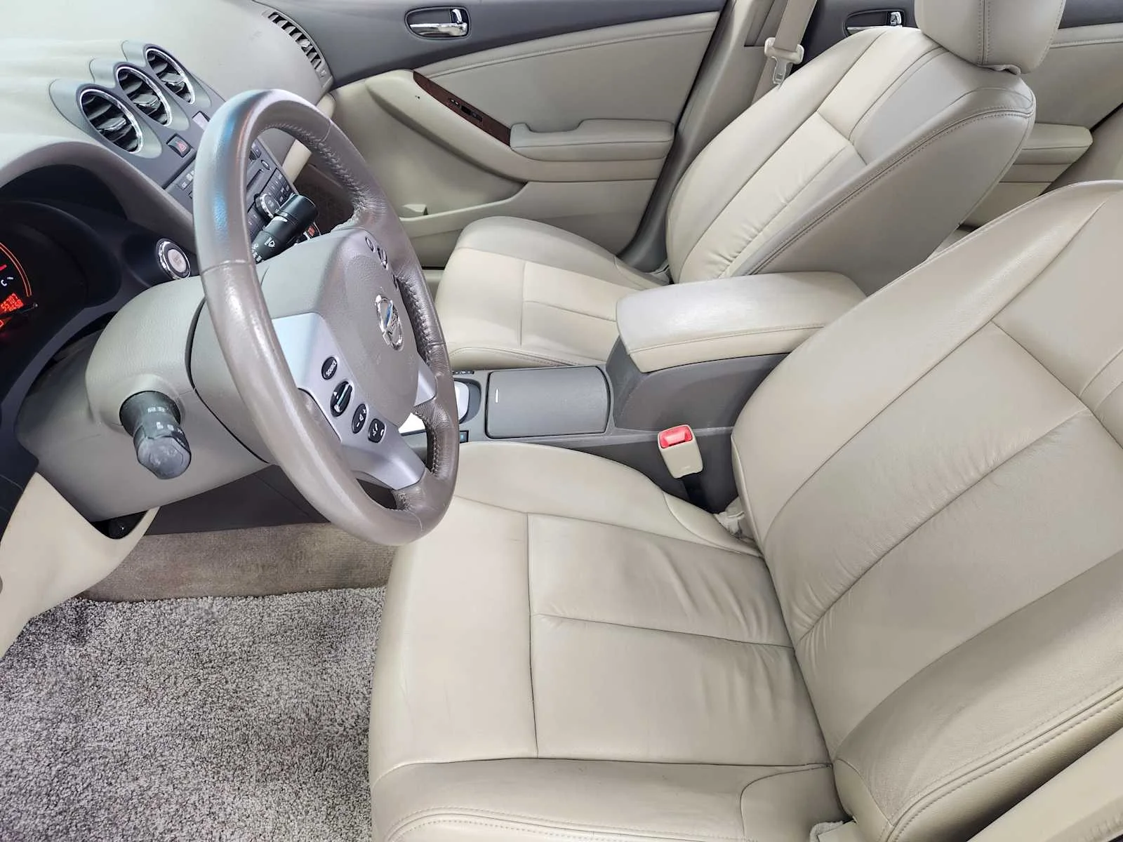 Used 2009 Winter Frost Pearl Nissan 2.5 SL image 10