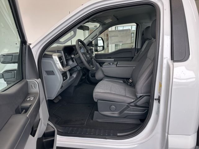 New 2026 Oxford White Ford F-350® XL image 18