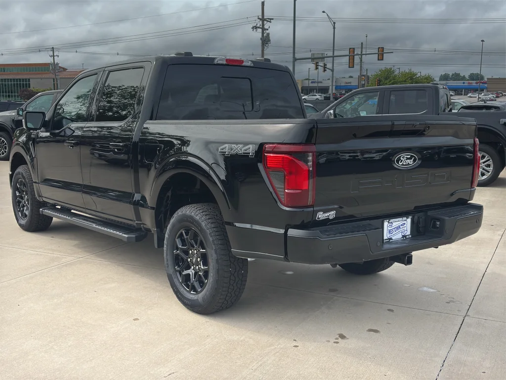Used 2024 Agate Black Metallic Ford XLT image 5