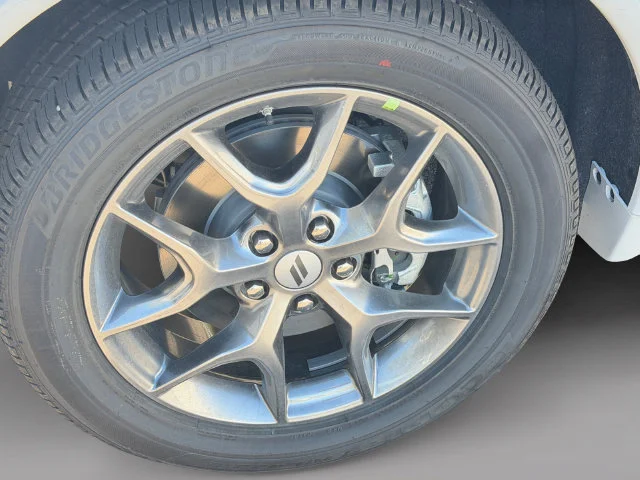 New 2027 White/off-white Dodge GT HEMI image 9