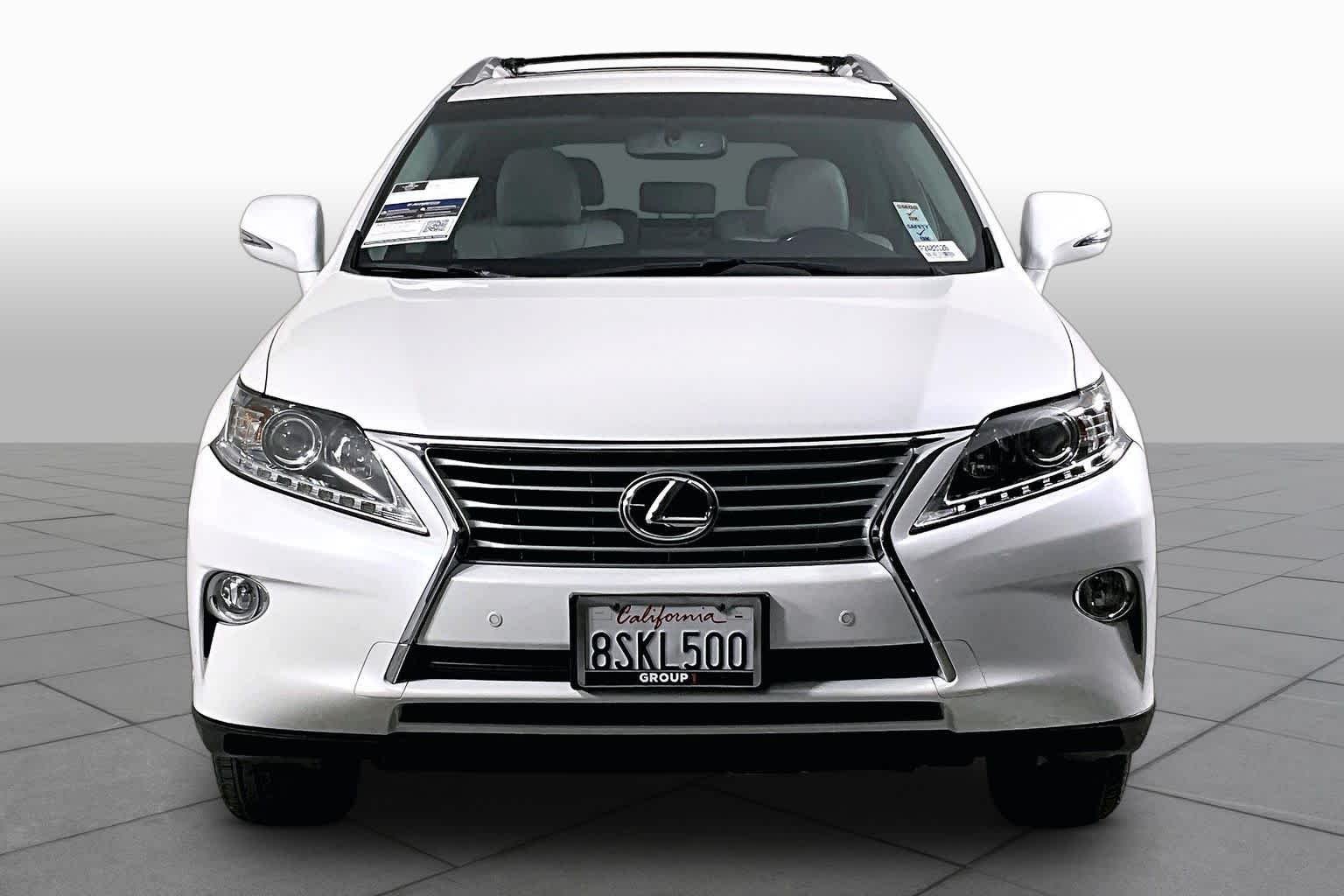 Used 2015 Starfire Pearl Lexus  image 3