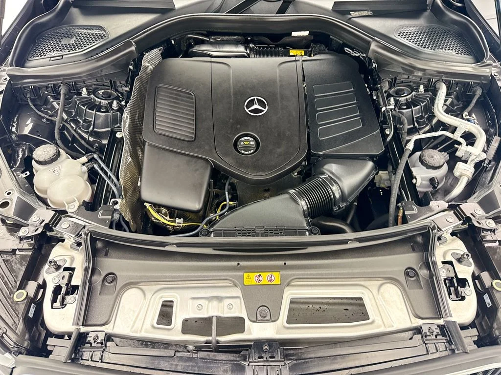 Certified Used 2026 Gray Mercedes-Benz GLC 300 image 28