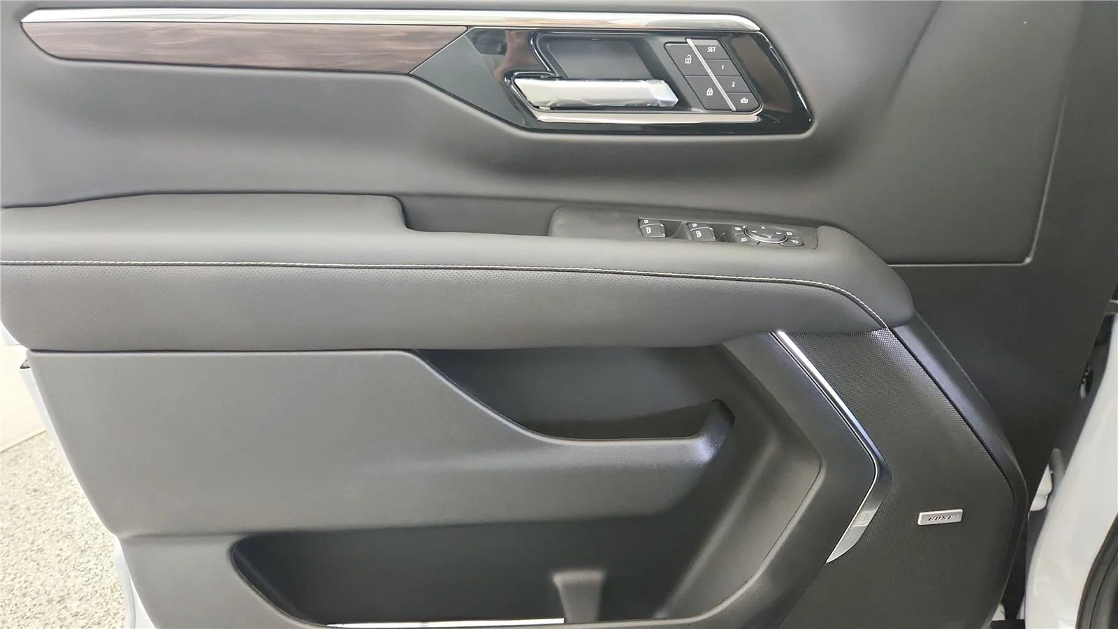 2026 Chevrolet Tahoe Premier - Photo 33