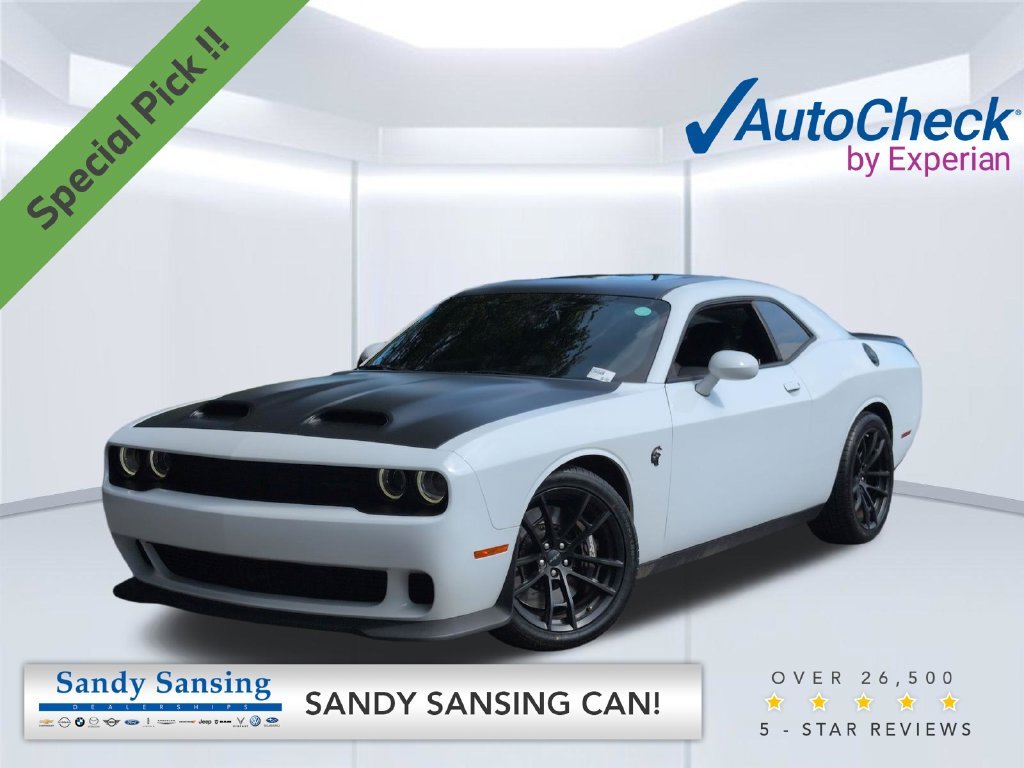 Used 2023 White Dodge SRT Hellcat Jailbreak image 1