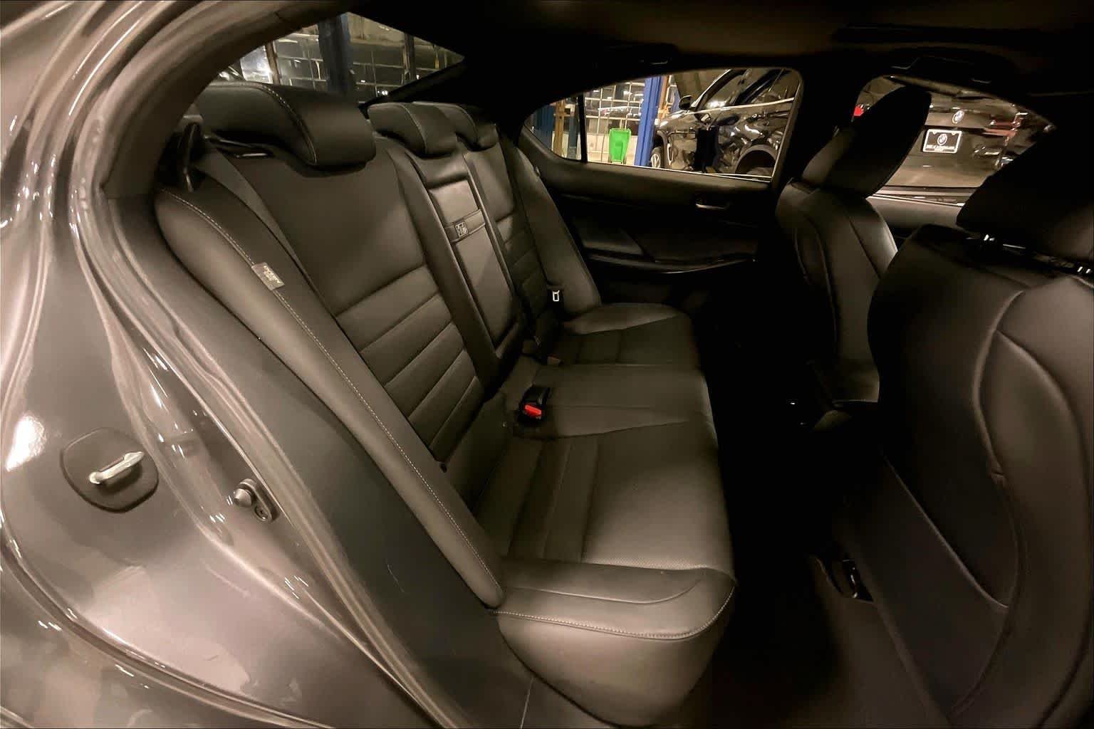 2023 Lexus IS 350 F SPORT - Photo 32