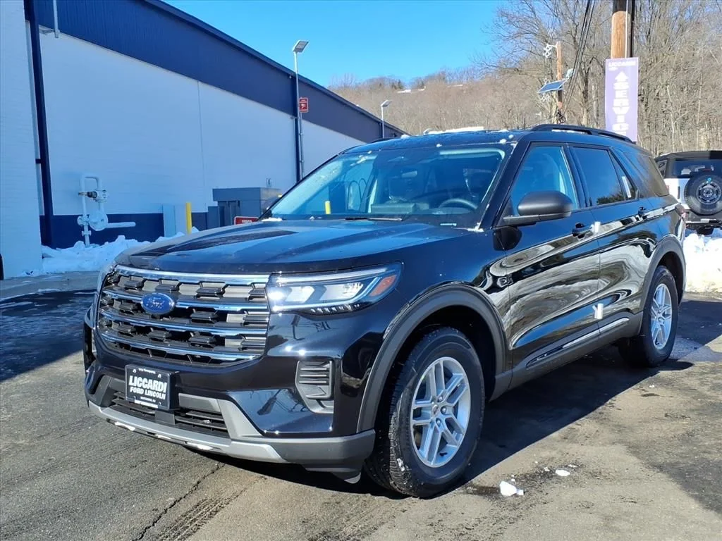New 2026 Agate Black Metallic Ford Active image 3