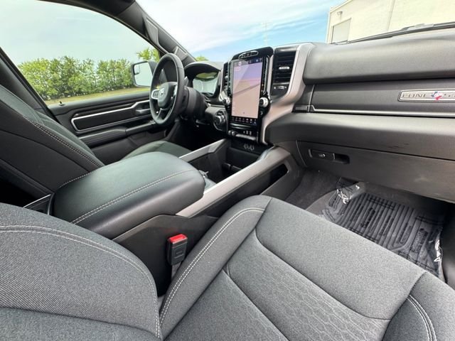 Used 2025 Silver Ram Big Horn/Lone Star image 31